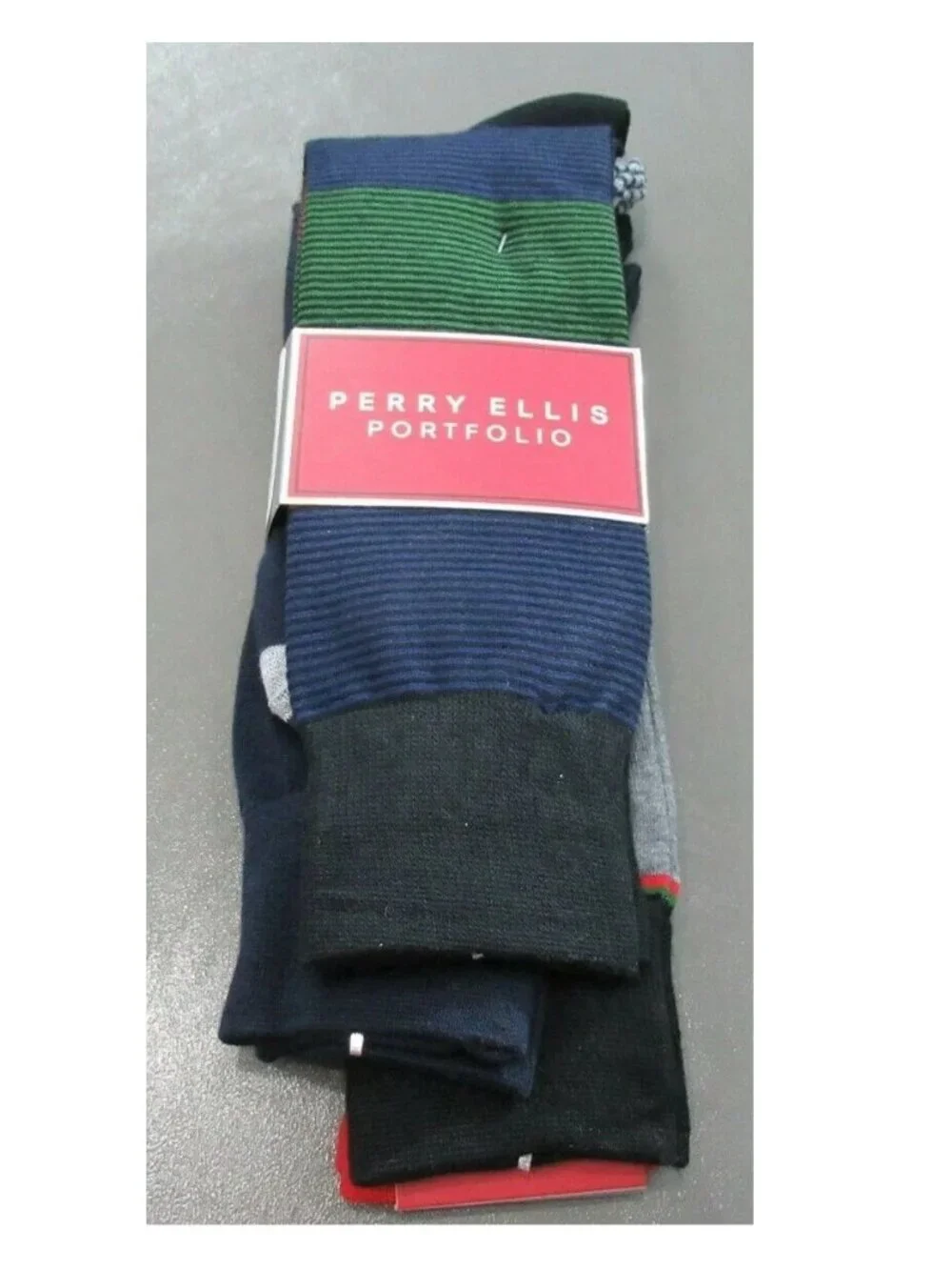 Perry Ellis Portfolio Men's 4-Pair Variety Pack Socks, Dog Multi, Shoe Size 7-12